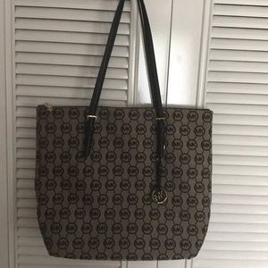 Michael Kors tote